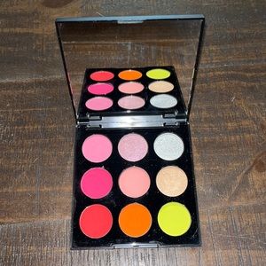 Morphe eye shadow pallet